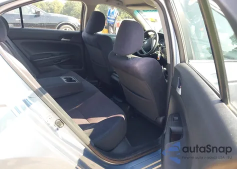 2011 Honda Accord 2.4 Lx из США, поврежденный, VIN 1HGCP2F34BA113180